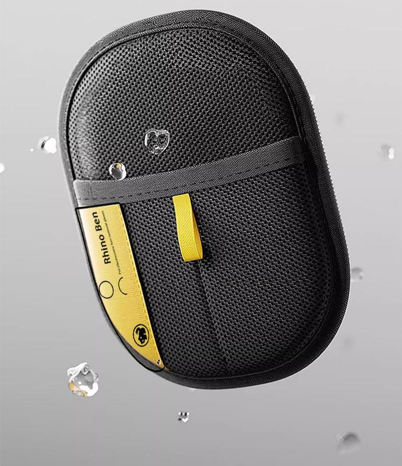 Fur-Free Holidays Start Here — Groom with Love!Say Goodbye to Shedding — One Glove Does It All Keep Your Home & Pet Clean — Gentle, Effective & Reusable